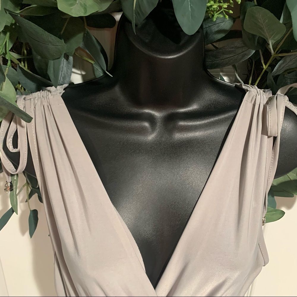 Pleated V-Neck Wide-Leg Jumpsuit in Light Gray - Picture 3 of 8